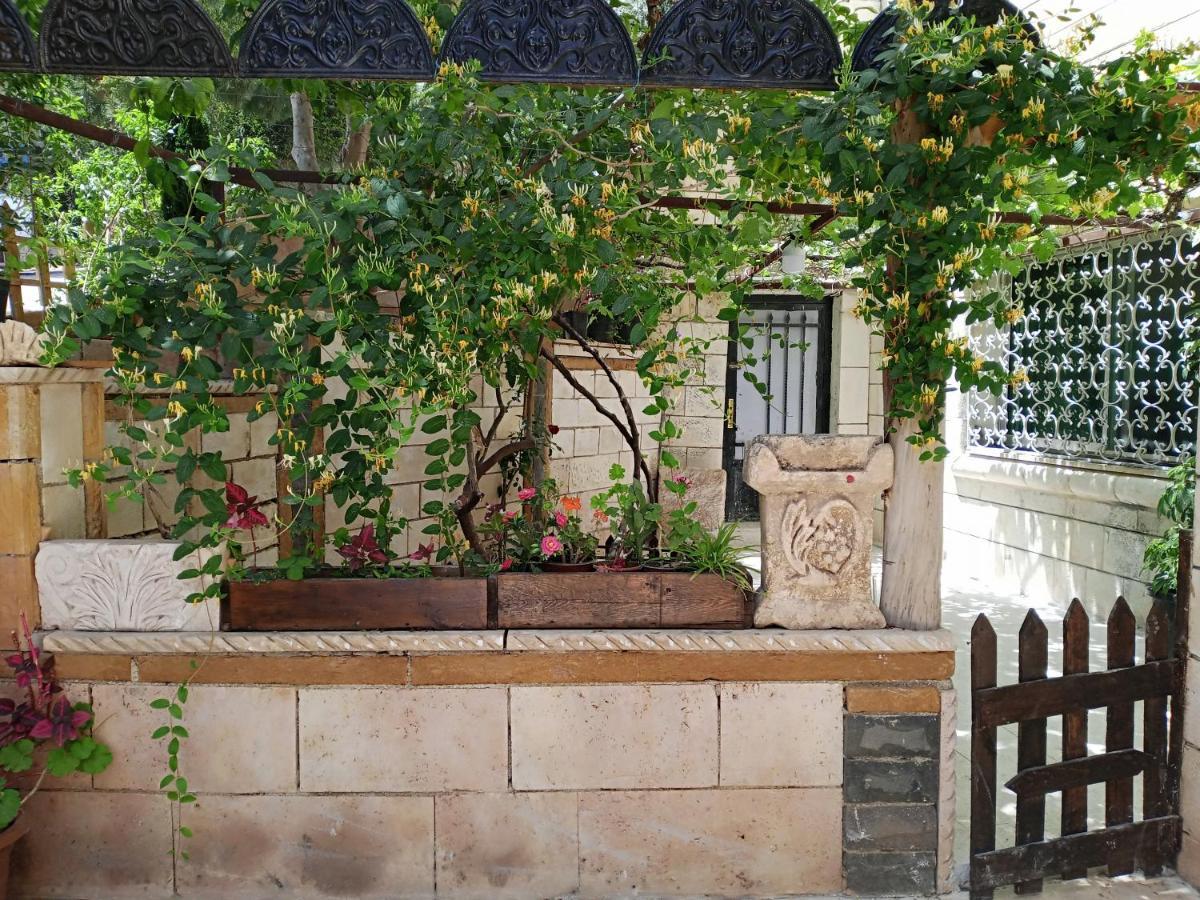 Hotel Flawer Gerasa Exterior foto